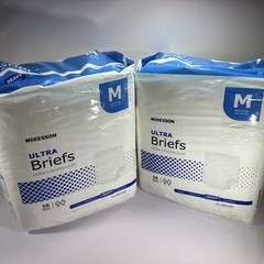 LOT OF 2! McKesson 2×16 Packs (32) Disposable Heavy Absorbency Medium Briefs