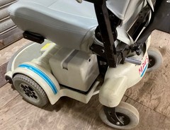 Hoveround MPV 5 Power Wheelchair 300 lb weight Capacity