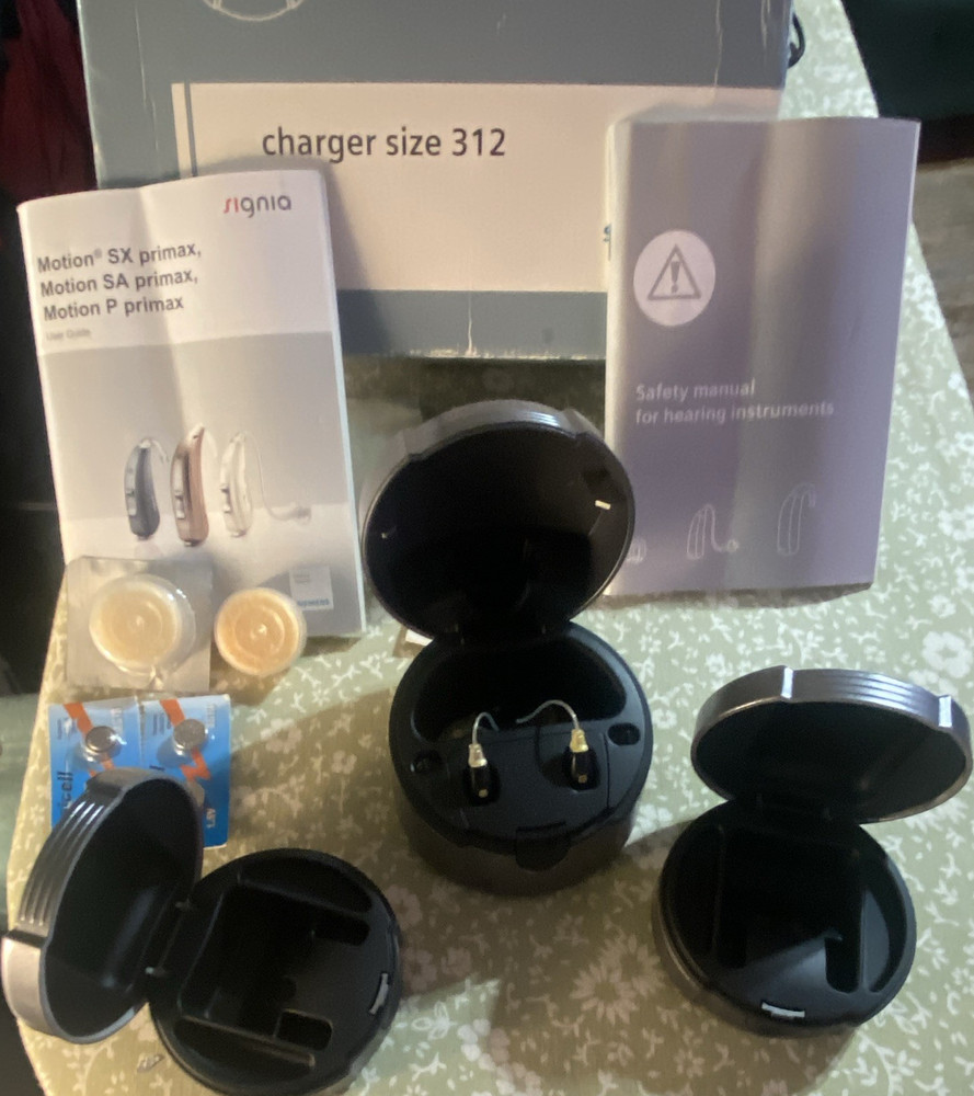 Siemens Hearing Aid Charger Size 312 Silver Black with Accessories Manuals