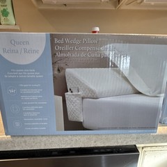 Queen Bed Wedge Pillow White Quilted Fabric, Pockets, Washable Cover, Non-Slip