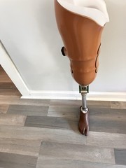 Prosthetic Leg Above Knee RIGHT ST&G Knee BULLDOG 125kg Foot 23R