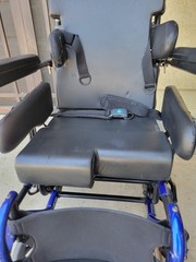 Quickie Iris Recline Tilt in Space Wheelchair 17″ x 16″ Or 15″ ? Used 17″x16″