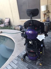 quantum q6 edge 3 stretto power wheelchair I/level