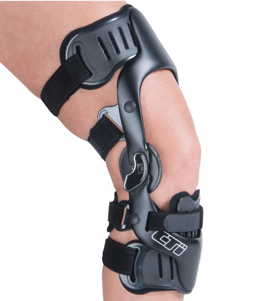 Ossur CTi OTS Knee Brace w/ accutrac hinge –ACL, MCL, LCL, PCL – Med, Left