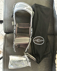 DonJoy OA Nano Knee Brace Medium Right Gray Adjustable Stabilization w/ Bag