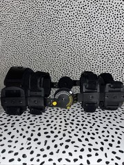 NEW! VertaLoc MAX OA Knee Brace Size XLarge Right w/ Set of 7 Pads in Case