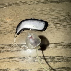 Oticon Smart Charger MiniRite R Model: C-2A – with Hearing AIDS