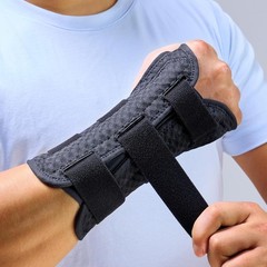 Wrist Brace for Carpal Tunnel Fits Both Hands, Classic Black, L