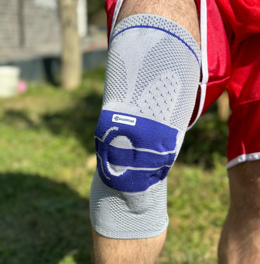 Bauerfeind GenuTrain A3 Size 2 Right Advanced Knee Joint Brace Support Patella