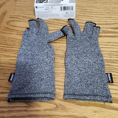 New IMAK Compression Arthritis Gloves Size Small Gray Brownmed A20170