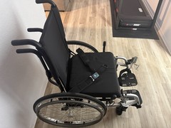 Quickie 2 Manual Wheelchair 4-Wheel Black/Silver w/ Seat Belt MPN MK-100403-FP