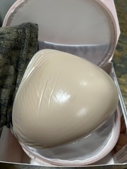 ABC Classic Triangle Lightweight Breast Form Size 2 1072 Made in USA with Case