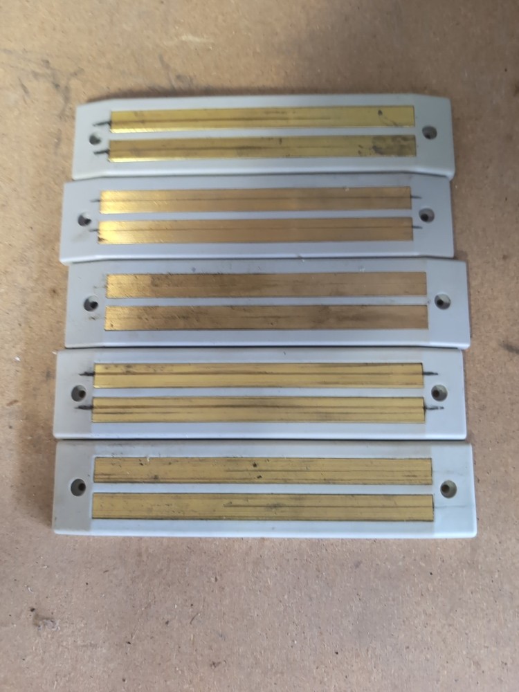 Acorn 120/130 Charging Station for Straight Rails