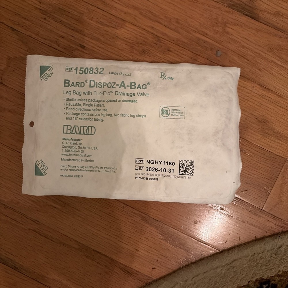 1-BARD Large 32oz – Leg Bags with Flip Flow Valve & 18″ Tubing – 150832
