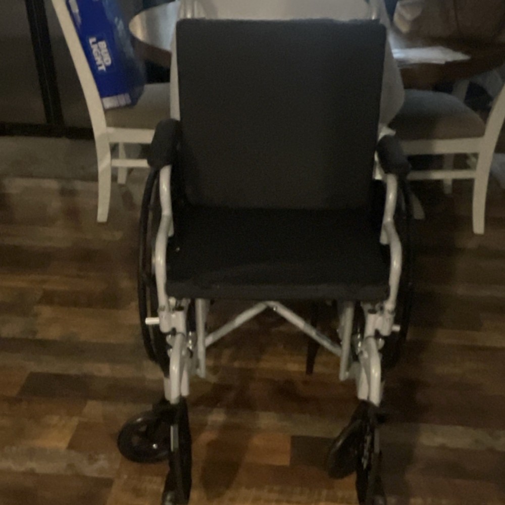 Lightweight Manual Wheelchair Aluminum Black Adjustable Footrests Wheel Locks