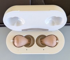 Audien ATOM PRO 2 Wireless Rechargeable OTC Hearing Aids Nice Condition