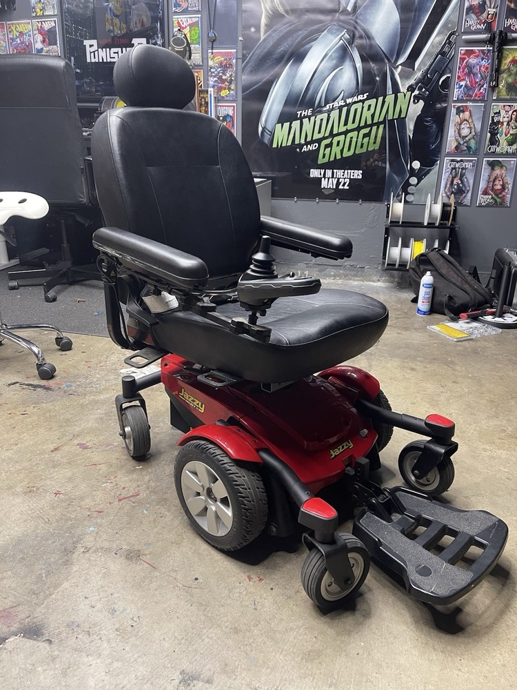 Jazzy Select 6 Power Chair wheelchair Brand NEW BATTERIES, EZ LOCK BRACKET