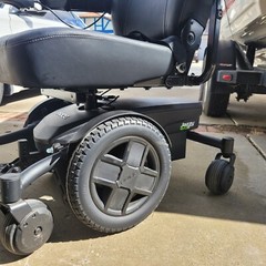 Pride Mobility Jazzy EVO 613 Power Chair – USED JZEVO614HD