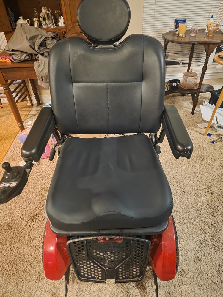 Golden Technologies Scooter LiteRider Envy GL111 series-Used