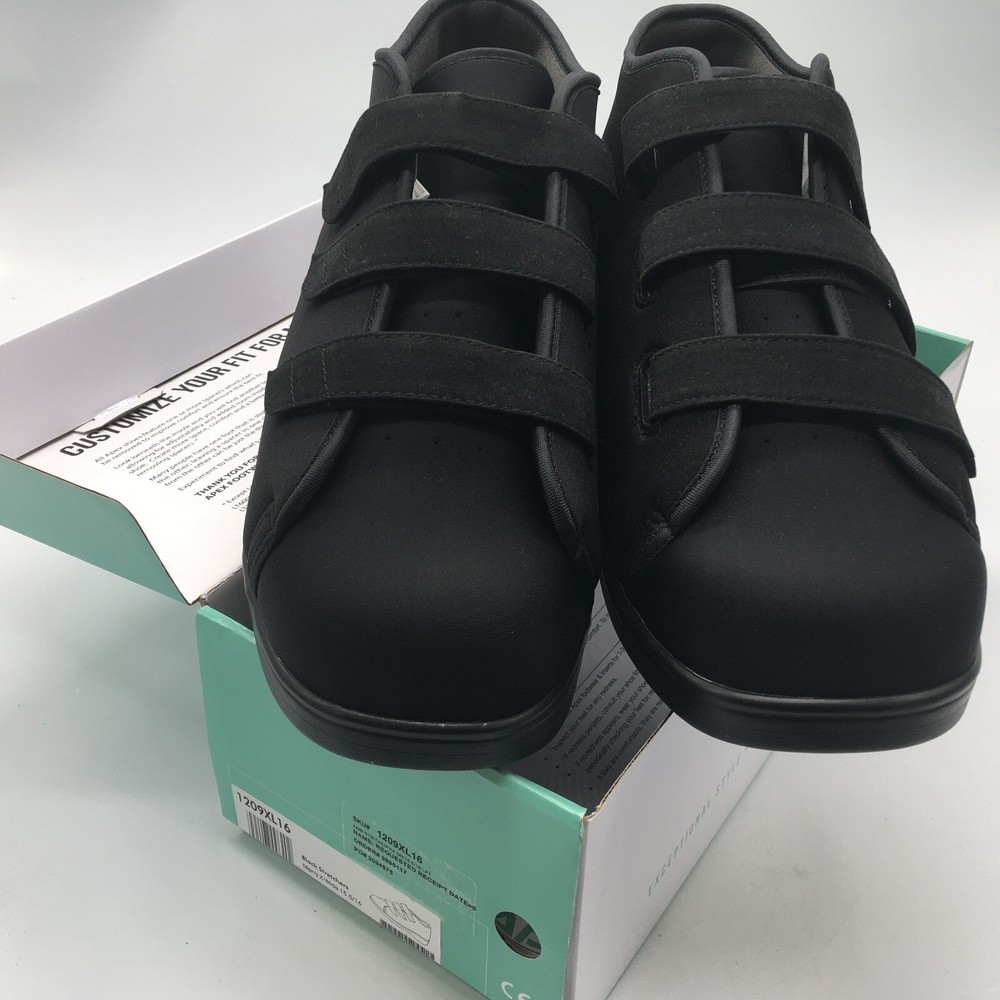 Apex Black Stretchers Triple Strap X Wide. Size 15.5 / 16. 1209XL16 & 1209XR16