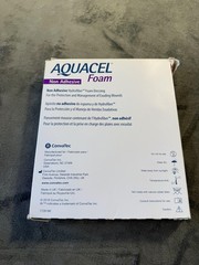 ConvaTec Aquacel Foam Non Adhesive Hydrofiber 6x6in Dressings 5 White 420635