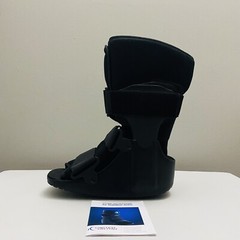 United Ortho Air Stabilizer Ankle Fracture Boot Size Small – Fits Left or Right