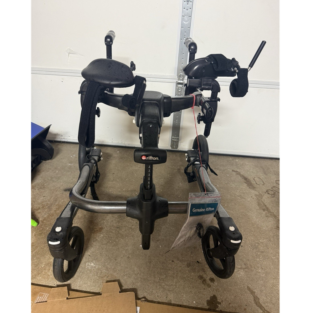 Rifton Pacer Gait Trainer K630 Size Medium 150LB Weight Limit