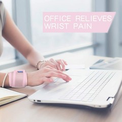 Comfortable Compression Wrist Braces – 2 Pack, Ideal for Sports & Rehabilitation