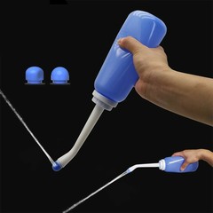 500ml Portable Travel Bidet Sprayer for Personal Hygiene Handheld Nozzle Bottle