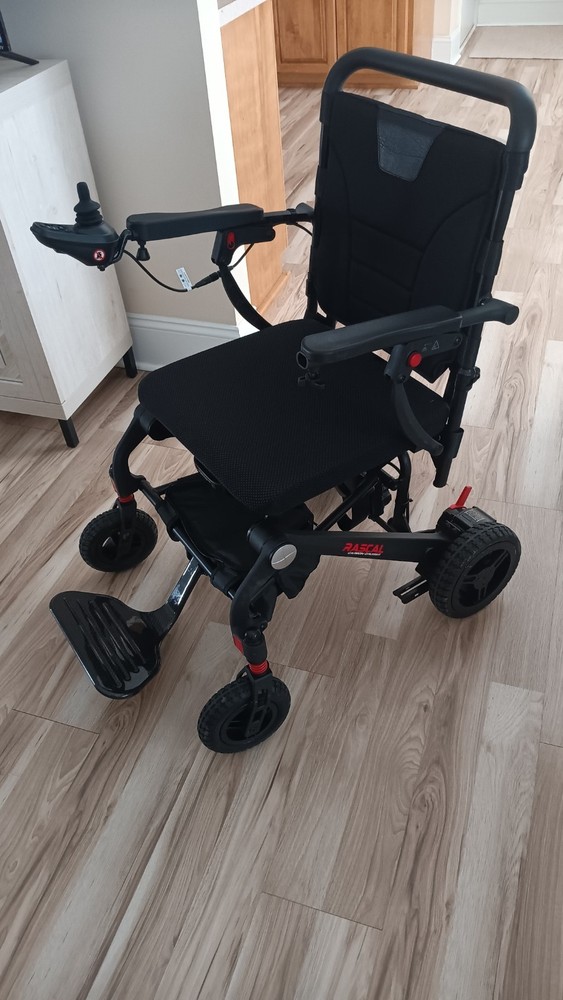 Rascal Carbon Cruiser Lightweight Folding Electric Wheelchair