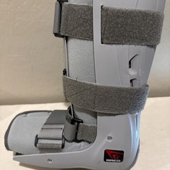 Breg Walker Genesis Mid-Calf Boot – Size Medium (BL525005) Post-Op Air Walker