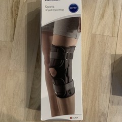 DonJoy Deluxe Hinged Knee Brace, Drytex Sleeve (Small, Gray)