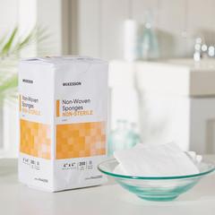 McKesson Non-Woven Sponges, Non-Sterile, 4-Ply, High Absorbency, Polyester/Rayon