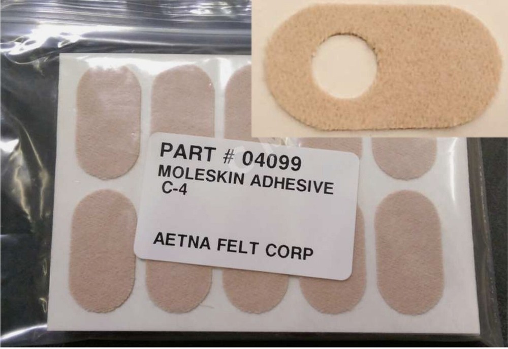 AETNA FELT #284 C-4 Corn Moleskin Pads Adhesive 100/BG 04099 With Hole USA New