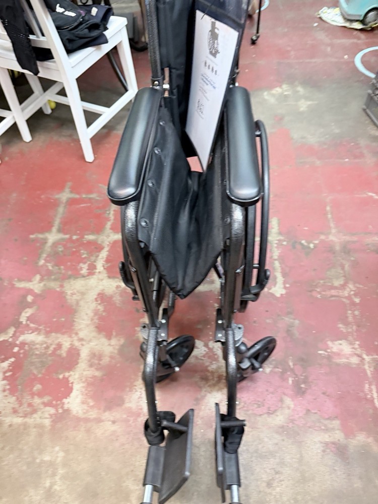 Drive Medical SSP118FA-SF Sport Wheelchair