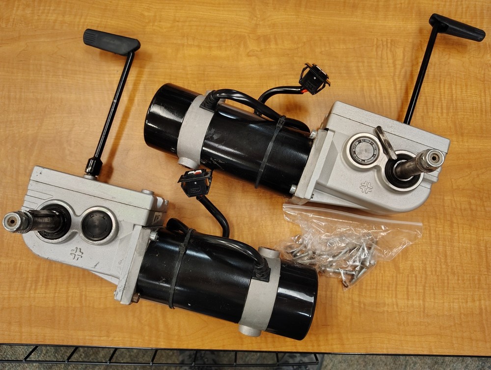 Pride Jet 7 Power Wheelchair Motor Gearboxes Left & Right Pair 30902063 30902064