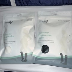 Motif Medical Gradient Maternity Compression Socks SizeMedium 20-30mmHg Compress