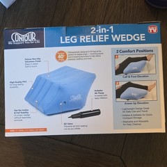 Contour 2-in-1 Leg Relief Wedge Leg Elevation Pillow Inflatable w/ Pump Blue