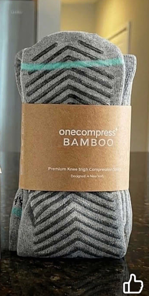 ONE COMPRESS Bamboo Compression Knee Socks Pair With Grips-Gray- Sz XS- S-NWT
