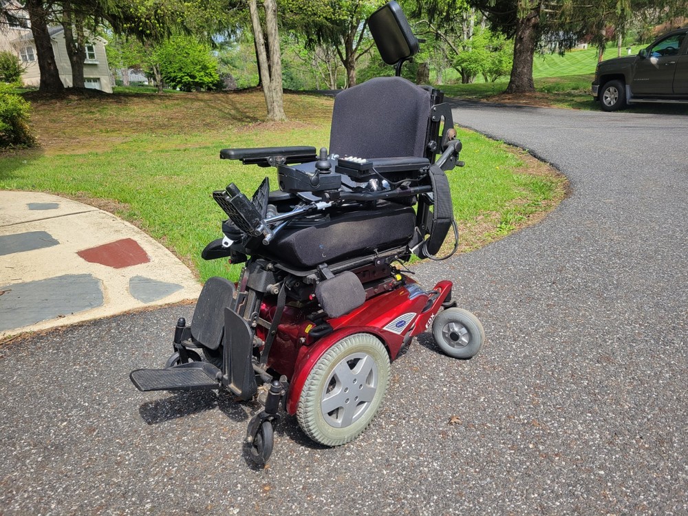 Red Electric Power Wheelchair w/ Joystick, Headrest, Footrest, Armrests, 6W