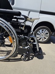 NICE- Invacare X4 Wheelchair W/ Alber E 35 E-Fix Power Assist Wheels 18″x18″