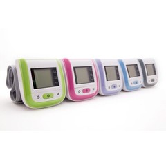NEW Portable Wrist Automatic Blood Pressure Monitor LCD Digital Wrist Cuff