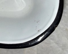 Vintage 1940s Cesco Columbian Made White Porcelain Enamel Metal Basin Tray