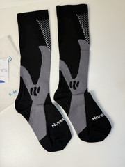 Nurse Yard CORE Compression Socks~Size S/M~Black~1 pair~Leg Pain Relief~New~NIP