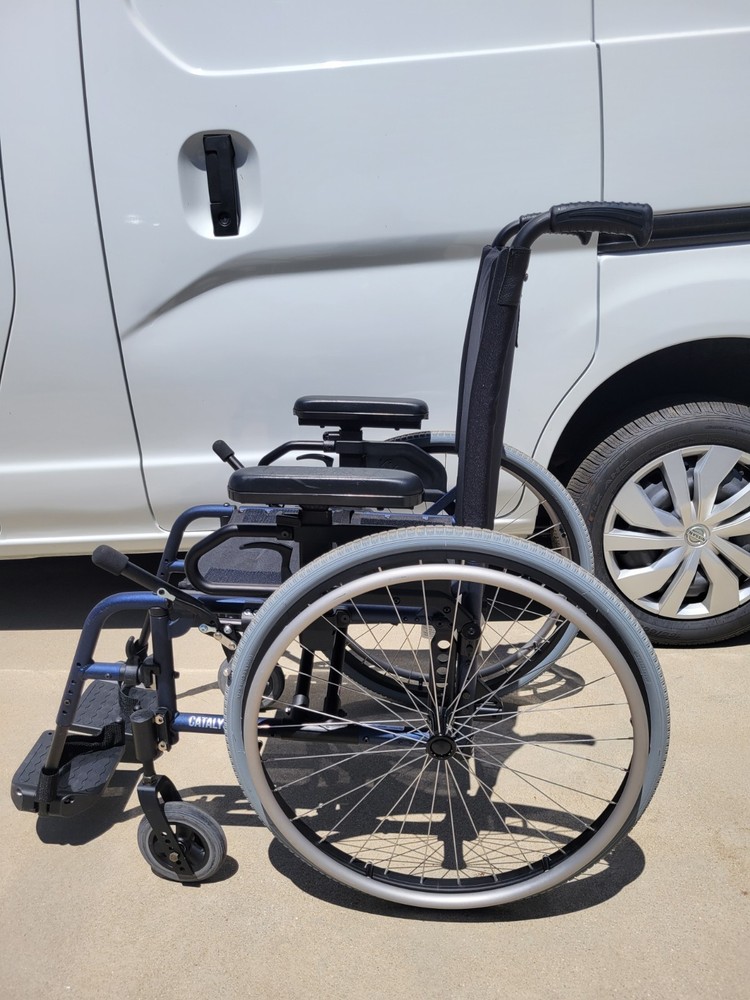 Ki Mobility Catalyst 5vx 16″X16″ Folding Wheelchair 16″ X 16″- 300lb Capacity
