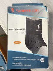 （Size M) Lace Up Ankle Brace Support for Men & Women Adjustable Ankle Stabilizer