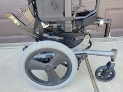 Ki mobility Focus CR Tilt In Space Manual Wheelchair 17″x18″ Transit 17″ X 19″