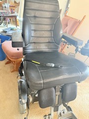 Permobil C300 Power Wheelchair *NEEDS New Batteries*