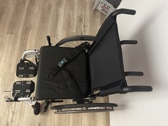 Quickie 2 Manual Wheelchair 4-Wheel Black/Silver w/ Seat Belt MPN MK-100403-FP