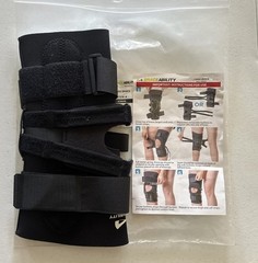 Braceability J Knee Brace Stabilizer Left or Right Size Small 03K06 New